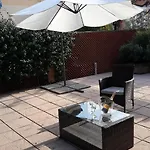 Appartamento Scalzi 18 *